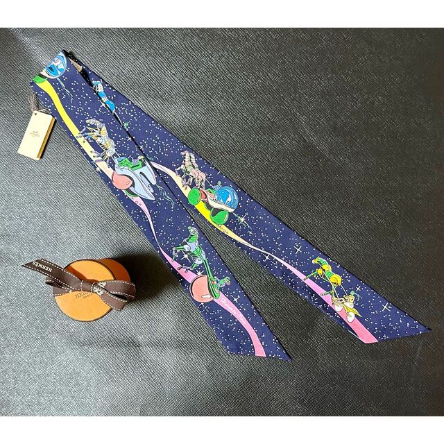 新品未使用 エルメス ツイリー スペース ダービー-