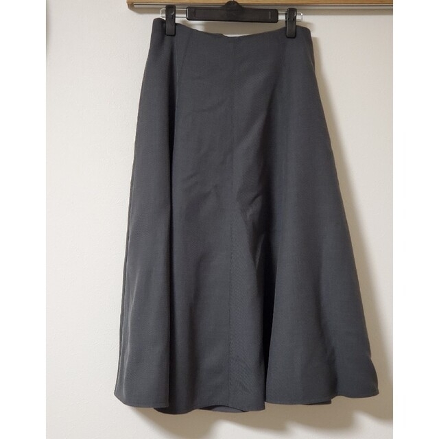SLOBE IENA(スローブイエナ)のIENA  W/PLツイルトラペーズスカート　グレー　サイズ40 レディースのスカート(ロングスカート)の商品写真