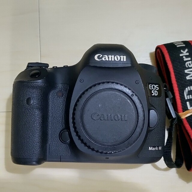 キャノン Canon EOS 5D MARK3 ＋元箱付きの通販 by KBi's shop｜ラクマ