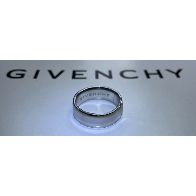 GIVENCHY(ジバンシィ)のGIVENCHY リング 【サイズオーダー可能】 メンズのアクセサリー(リング(指輪))の商品写真