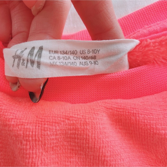 H&M(エイチアンドエム)のH&M ふわもこ フリース トップス キッズ キッズ/ベビー/マタニティのキッズ服女の子用(90cm~)(ニット)の商品写真