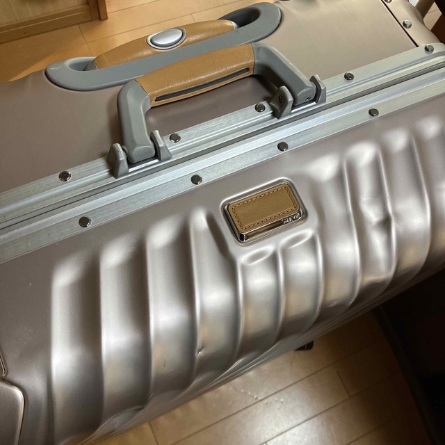 国内初の直営店 19 TUMI - TUMI Degree トリップ エクステンデッド