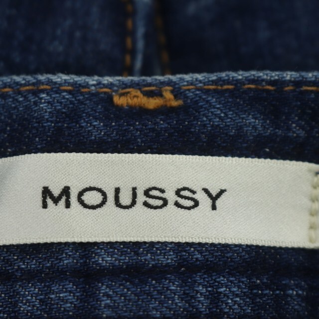 moussy(マウジー)のマウジー FRONT TUCK WIDE DENIM デニムパンツ ジーンズ レディースのパンツ(デニム/ジーンズ)の商品写真