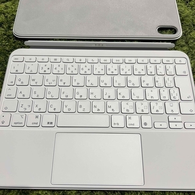 Apple(アップル)のMagic Keyboard folio  iPad第10世代用 スマホ/家電/カメラのスマホアクセサリー(iPadケース)の商品写真