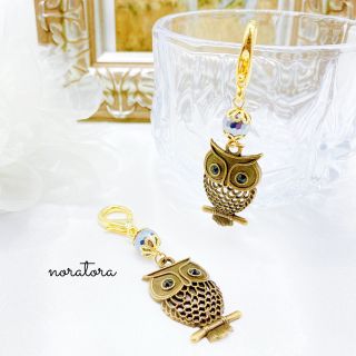 スワロフスキー(SWAROVSKI)のフクロウチャーム　バッグチャーム　幸せのフクロウ　🦉　チャーム　スワロフスキー　(バッグチャーム)