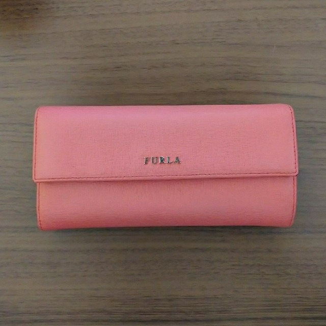 Furla(フルラ)のFURLA 長財布 サーモンピンク レディースのファッション小物(財布)の商品写真