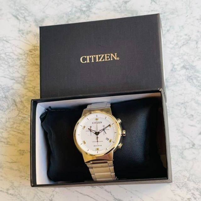 CITIZEN(シチズン)の★再入荷★定価4.8万円/シチズン/クロノグラフ/ソ男性腕時計/ホワイト メンズの時計(腕時計(アナログ))の商品写真