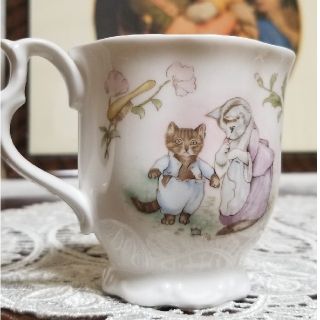 ロイヤルアルバート(ROYAL ALBERT)のピーターラビット　ROYAL 　ALBERT　ロイヤルアルバート　子猫(グラス/カップ)