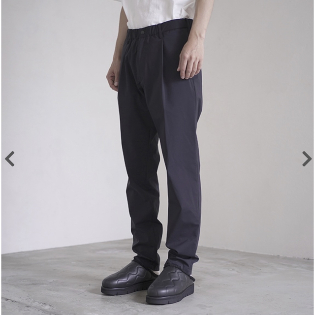 1LDK SELECT(ワンエルディーケーセレクト)の新品未使用 :CASE DRIVE SLIM PANTS メンズのパンツ(スラックス)の商品写真