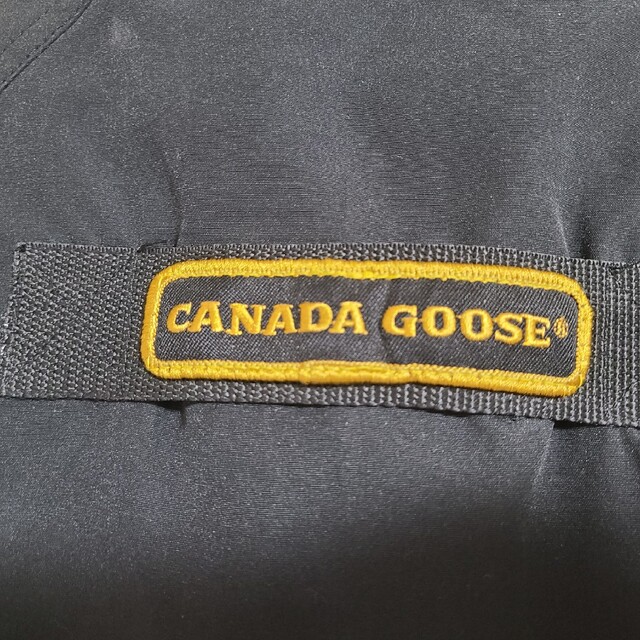 CANADA GOOSE(カナダグース)の【売切価格】カナダース　CANADA GOOSE　ダウンジャケット　ダウン メンズのジャケット/アウター(ダウンジャケット)の商品写真