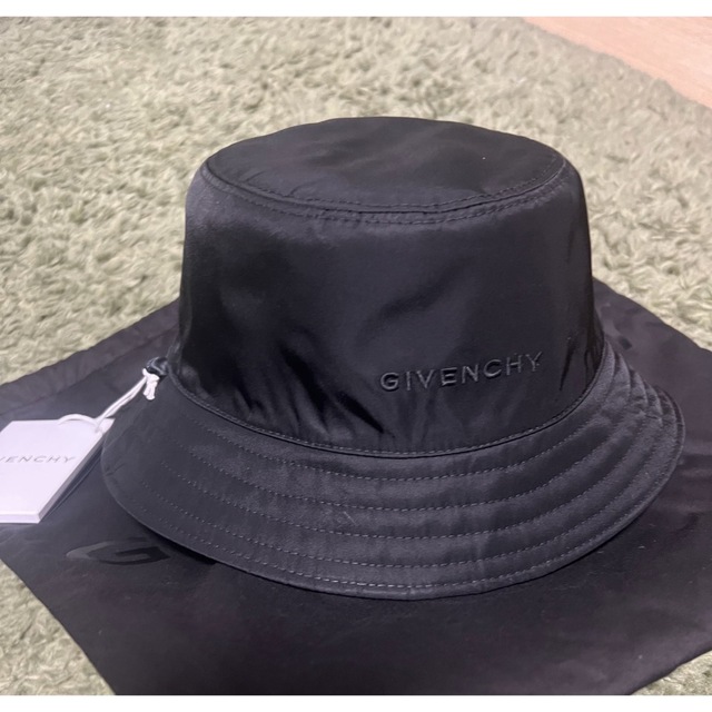 新品 Givenchy ジバンシィ リバーシブル バケットハット 57cm 帽子