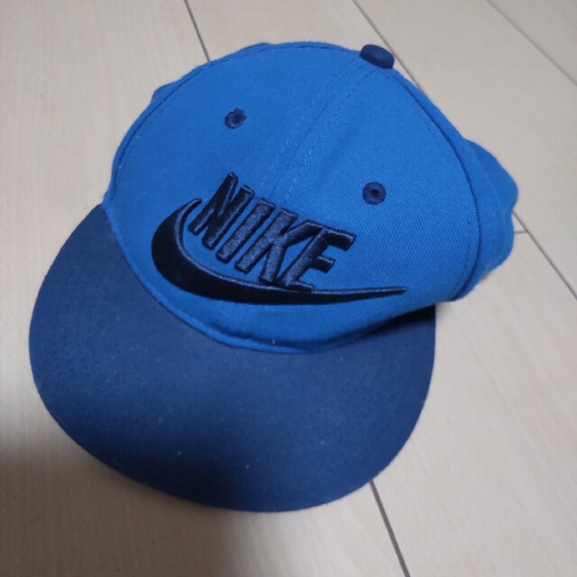 NIKE(ナイキ)のナイキ NIKE キャップ 帽子 野球帽 青 ブルー キッズ/ベビー/マタニティのこども用ファッション小物(帽子)の商品写真