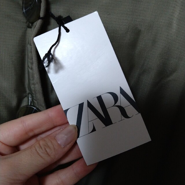 ZARA(ザラ)の新品タグ付き ZARAジャンパーブルゾン レディースのジャケット/アウター(ブルゾン)の商品写真