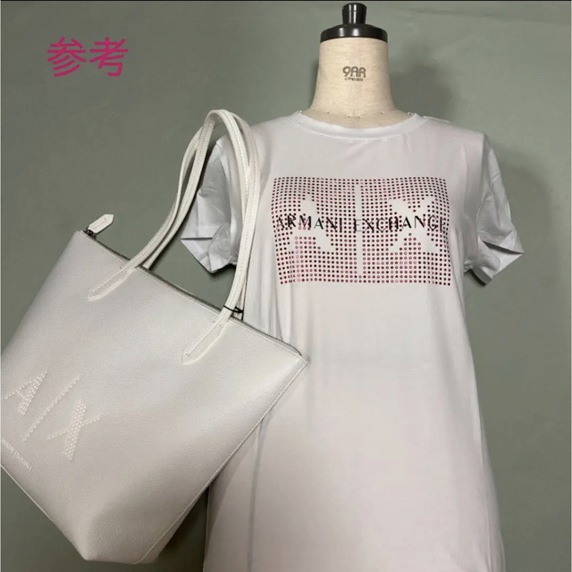 ARMANI EXCHANGE(アルマーニエクスチェンジ)の洗練されたデザイン　アルマーニ エクスチェンジ　Tシャツ　ホワイト　XL レディースのトップス(Tシャツ(半袖/袖なし))の商品写真