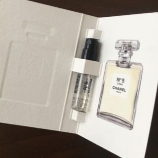 シャネル(CHANEL)のシャネル　CHANEL 香水　オードゥ　トワレット　ヴァポリザター　 N°5 (香水(女性用))