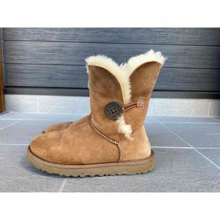 アグ(UGG)のUGGベイリーボタン　(ブーツ)