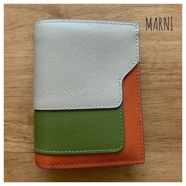 新品未使用　MARNI  Wallets 4