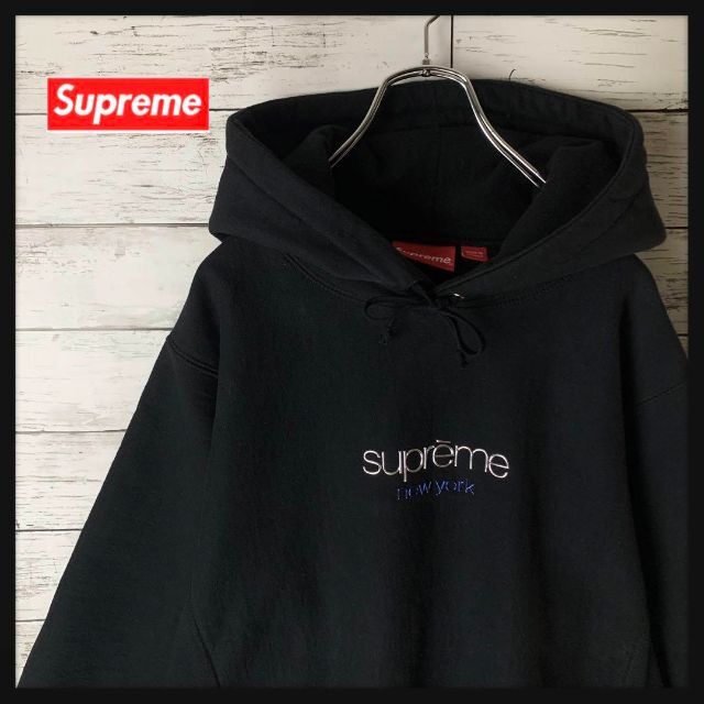 Supreme   即完売モデルシュプリームセンターロゴ 肉厚パーカー