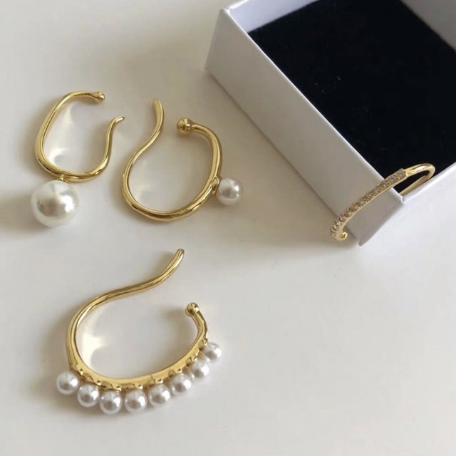 eimy istoire(エイミーイストワール)のPearl earcuff 4set No.404 レディースのアクセサリー(イヤーカフ)の商品写真