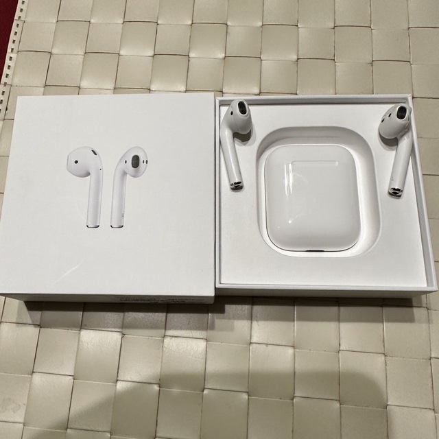 【Apple正規品】Airpods 第一世代　おまけ付き