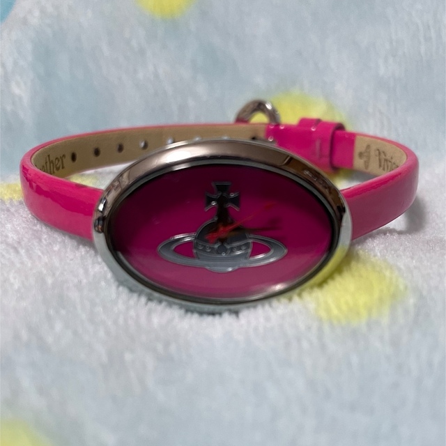 Vivienne Westwood メダル 腕時計 ピンク