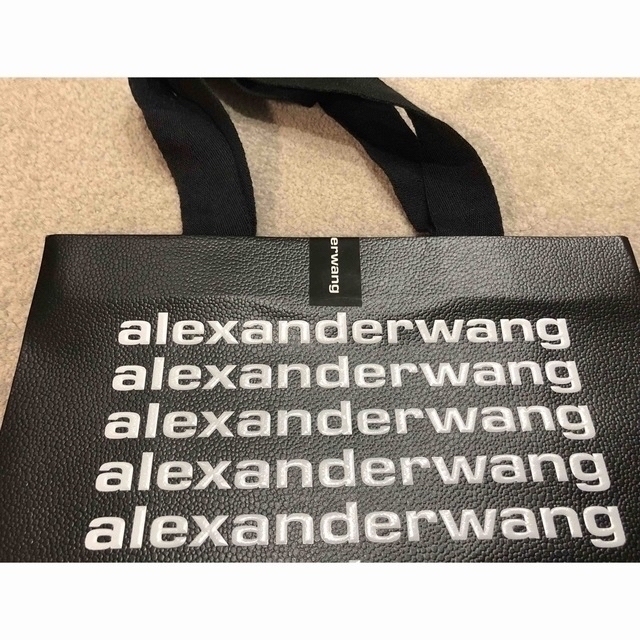 Alexander Wang(アレキサンダーワン)のalexanderwang  ショッパー レディースのバッグ(ショップ袋)の商品写真