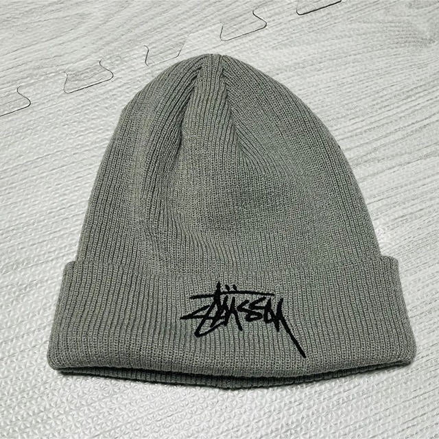 STUSSY★ニット帽⭐️グレー