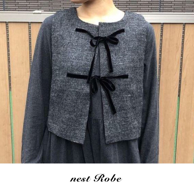 nest Robe(ネストローブ)のnest robe（ネストローブ）| ウールツイルリネンベスト レディースのトップス(ベスト/ジレ)の商品写真