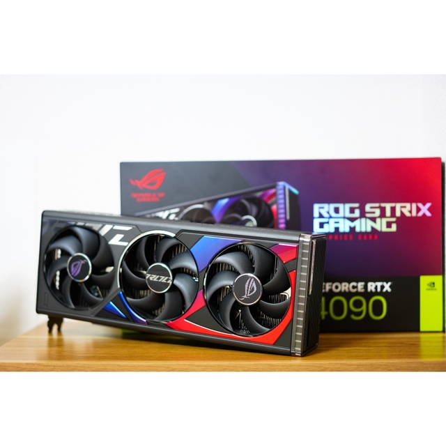 PC/タブレットASUS ROG Strix RTX 4090 24GB OC