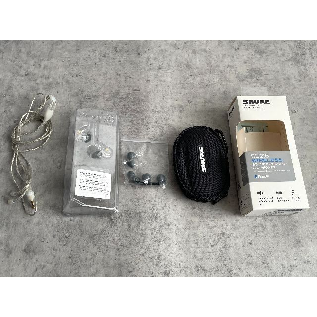 Shure SE215-CL 有線イヤホン イヤモニ スマホ/家電/カメラのオーディオ機器(ヘッドフォン/イヤフォン)の商品写真