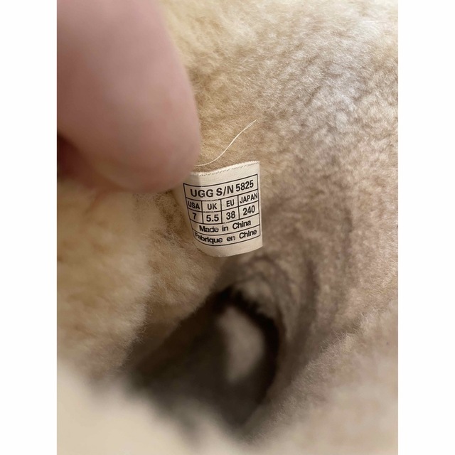 UGG(アグ)の【中古】UGG ブーツ クラシック ショート レディースの靴/シューズ(ブーツ)の商品写真