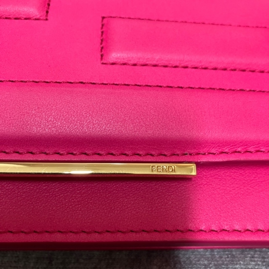 FENDI チェーンバッグ ピンク ショルダー バッグ チェーンウォレット