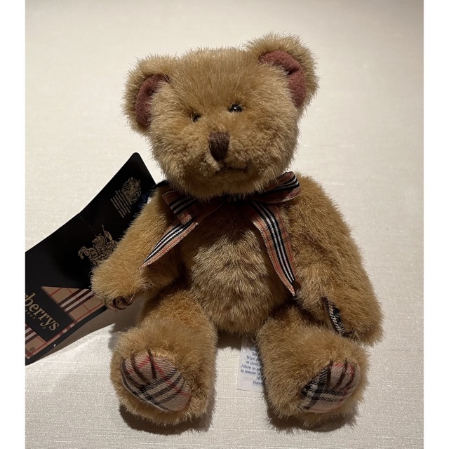 BURBERRY(バーバリー)のBurberry 小さなクマのぬいぐるみ エンタメ/ホビーのおもちゃ/ぬいぐるみ(ぬいぐるみ)の商品写真