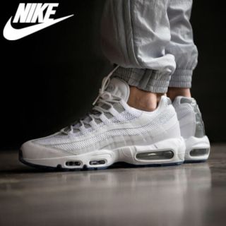 ナイキ(NIKE)のNIKE AIRMAX95 ESSENTIAL 25.5cm(スニーカー)