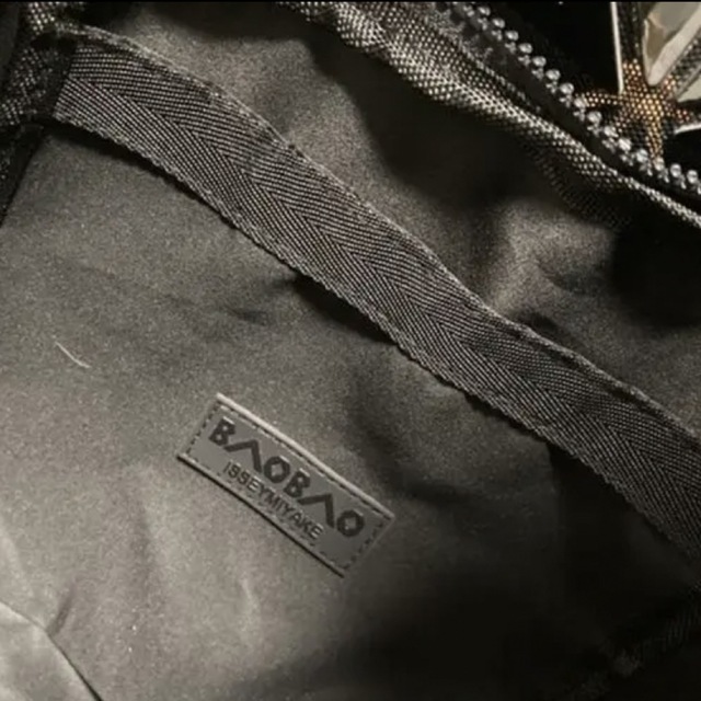 ISSEY MIYAKE(イッセイミヤケ)のBAOBAO イッセイミヤケ　8✖️5 トートバッグ レディースのバッグ(トートバッグ)の商品写真