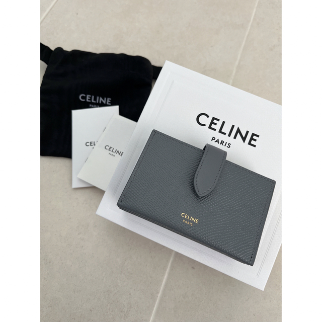 celine(セリーヌ)の美品　CELINE セリーヌ アコーディオンカードホルダー　カードケース　正規品 レディースのファッション小物(パスケース/IDカードホルダー)の商品写真