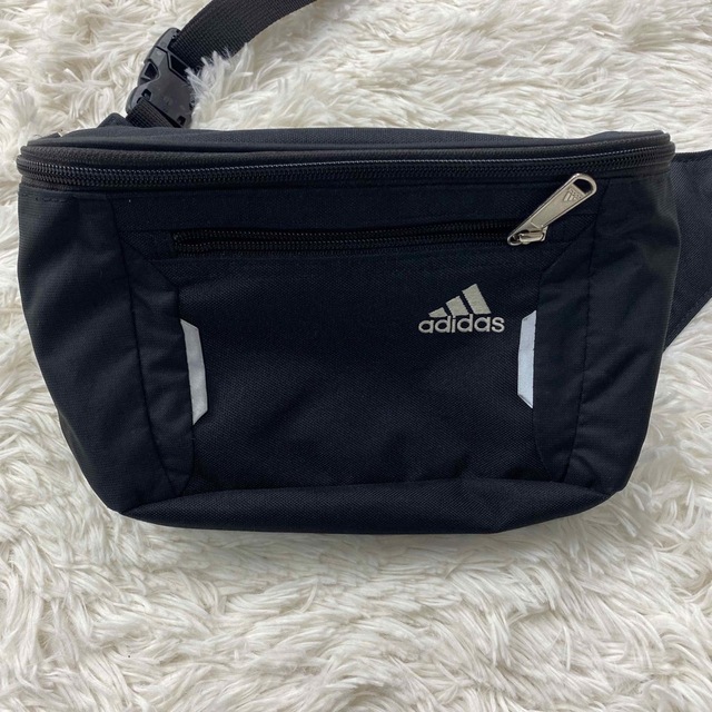 00s adidas ワンショルダーバッグ 誓う メッセンジャーバッグ 00s adidas ワンショルダーバッグ 誓う メッセンジャーバッグ