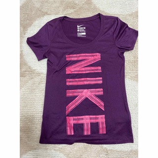 ナイキ(NIKE)のNIKE ナイキ　Tシャツ　Sサイズ(Tシャツ(半袖/袖なし))