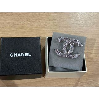 シャネル ブローチ/コサージュ(シルバー)の通販 200点以上 | CHANEL シャネル ブローチ/コサージュ(シルバー)の通販 200点以上 | CHANEL