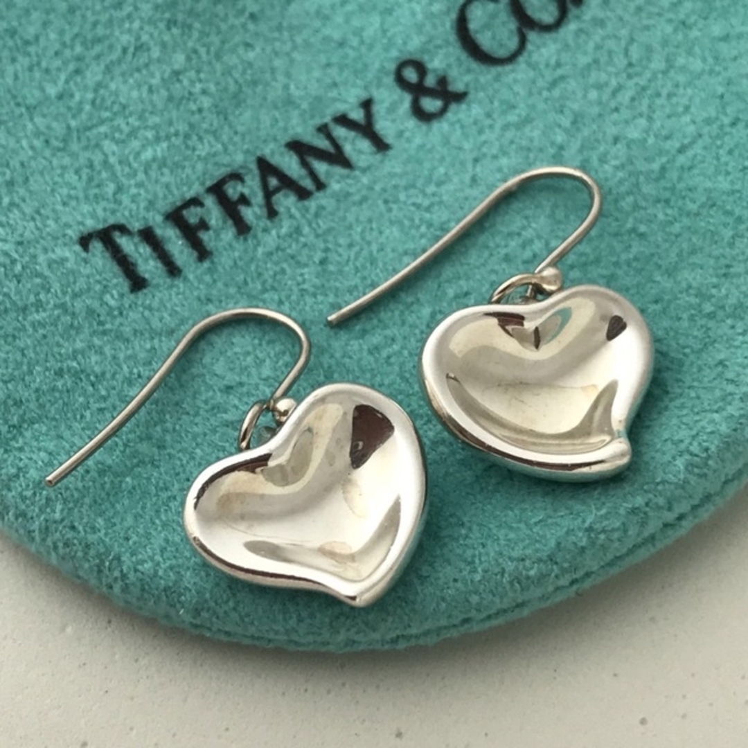 Tiffany のフルハートピアス