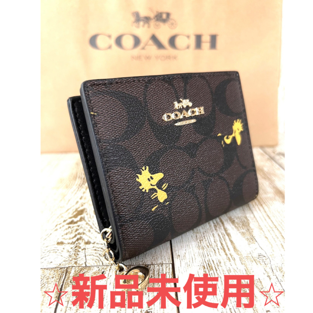 超人気新作 人気！COACH コーチ×スヌーピー コラボ 二つ折り財布