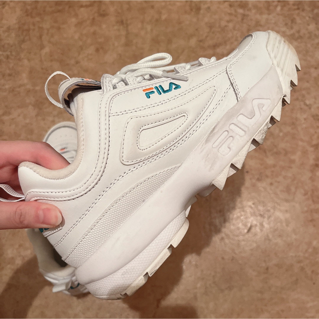 FILA   ホワイト　スニーカー　ディスラプター２ プレミアム ウィメンズレディース