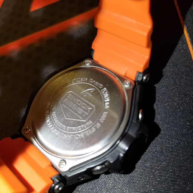 G-SHOCK(ジーショック)のG-SHOCK GRAVITYMASTER GA-1000-1AJF（オレンジ） メンズの時計(腕時計(アナログ))の商品写真