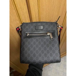 グッチ(Gucci)のGucci キャンバスメッセンジャーバッグ　ブラックグレー(ボディーバッグ)