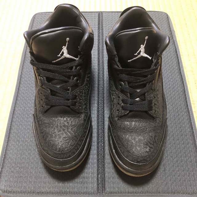 Jordan Brand（NIKE）(ジョーダン)のAIR JORDAN 3 RETRO “BLACK FLIP” メンズの靴/シューズ(スニーカー)の商品写真