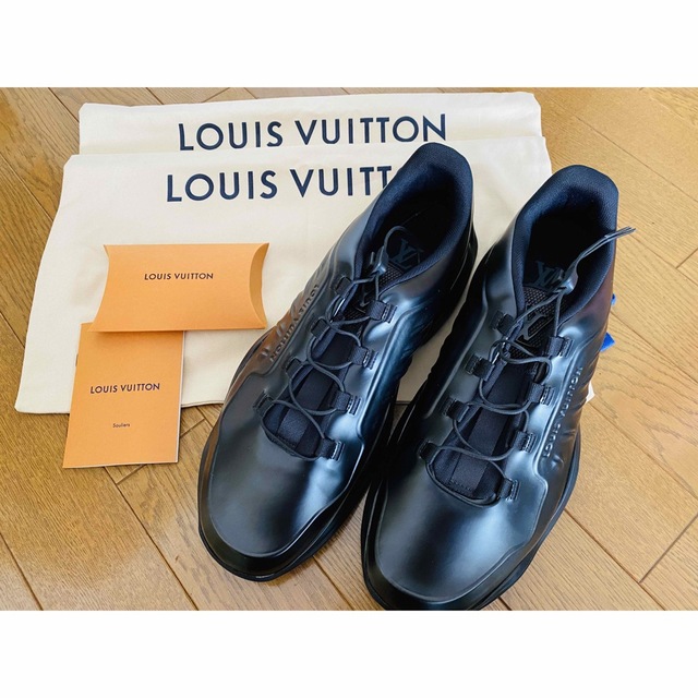 新品 未使用品 LOUIS VOITTON ルイヴィトンメンズスニーカー 黒-