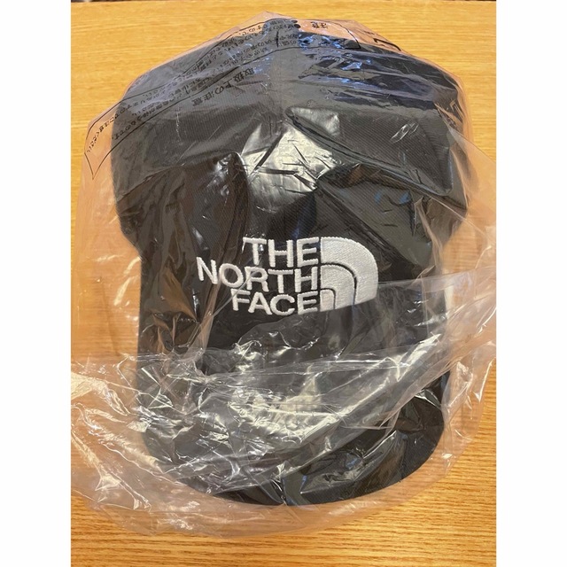 THE NORTH FACE(ザノースフェイス)の【新品】ノースフェイス　キャップ　ロゴ刺繍 エンタメ/ホビーのエンタメ その他(その他)の商品写真