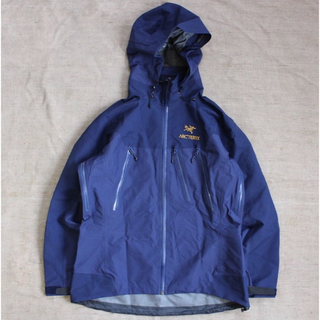 ARC'TERYX - ARC'TERYX Theta AR Jacket mの通販 by しまじろうshop ...