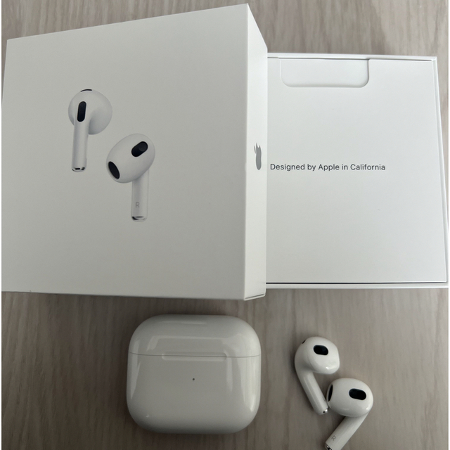 注目ブランドのギフト Apple AirPods 第三世代 右耳 左耳 充電ケース 第3世代