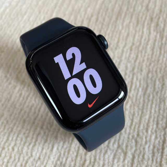 Apple Watch(アップルウォッチ)のAPPLE WATCH SE2 40mm 第2世代 MNJT3J/A スマホ/家電/カメラのスマートフォン/携帯電話(その他)の商品写真